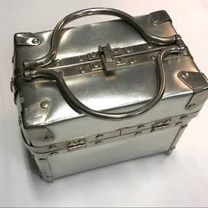 Vintage 1960s train box purse